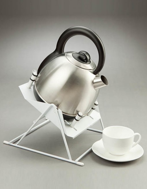 Kettle Tipper Standard in Daily Aids/Kitchen Aids