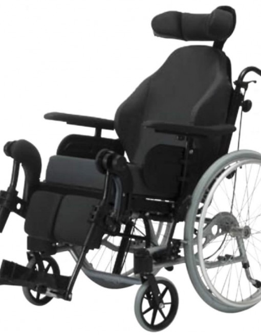 Rea Azalea Wheelchair in Fitness & Rehab/Rehab Wheelchairs