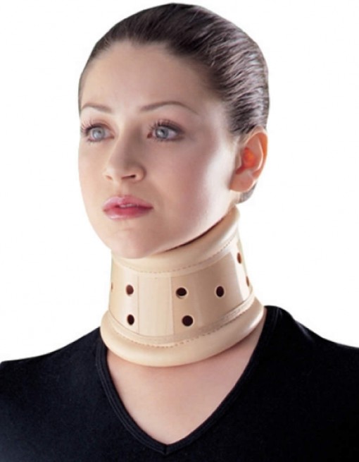 Rigid Adjustable Collar in Braces & Supports/Upper Body/Head & Neck
