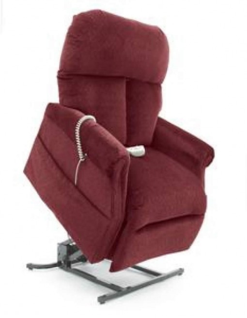 Pride Mobility D30 Riser Recliner Chair in Lift Chairs/Medium Lift Chairs